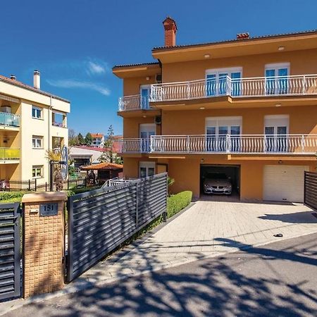 Apartman Viskovo-Opatija 4* Apartment Екстериор снимка